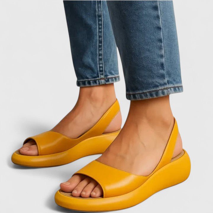 Emrynn™ | Ortopedske sandale